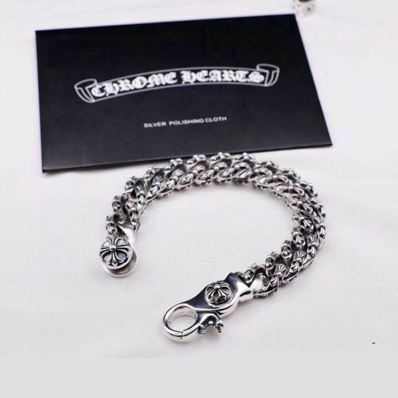 Ch**me He**ts bracelets